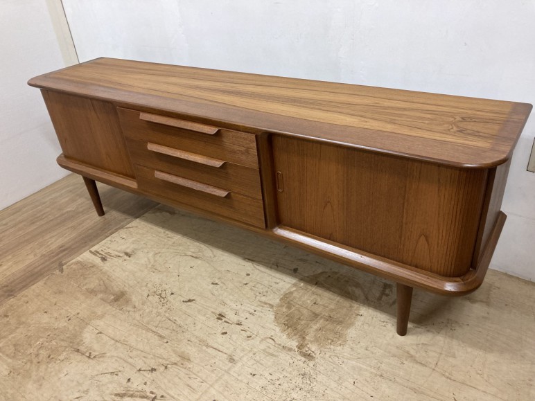 Teak Sideboard / チーク サイドボード 蛇腹 / stock2108-2（メンテナンス前）ビンテージ北欧家具