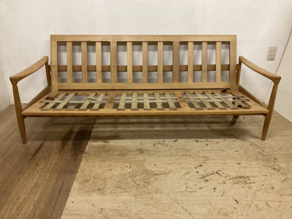 エリック・ワーツ（Erik Wortz）Kolding sofa / Oak（オーク）