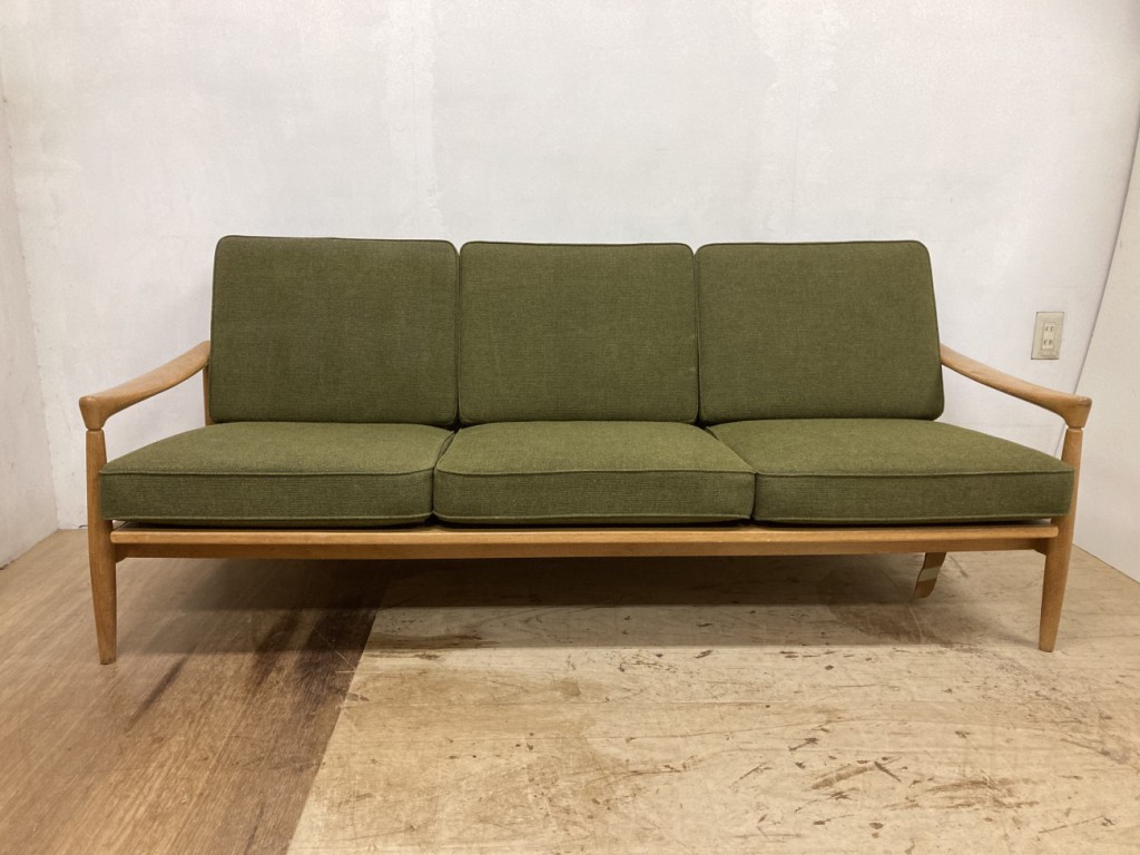 エリック・ワーツ（Erik Wortz）Kolding sofa / Oak（オーク）