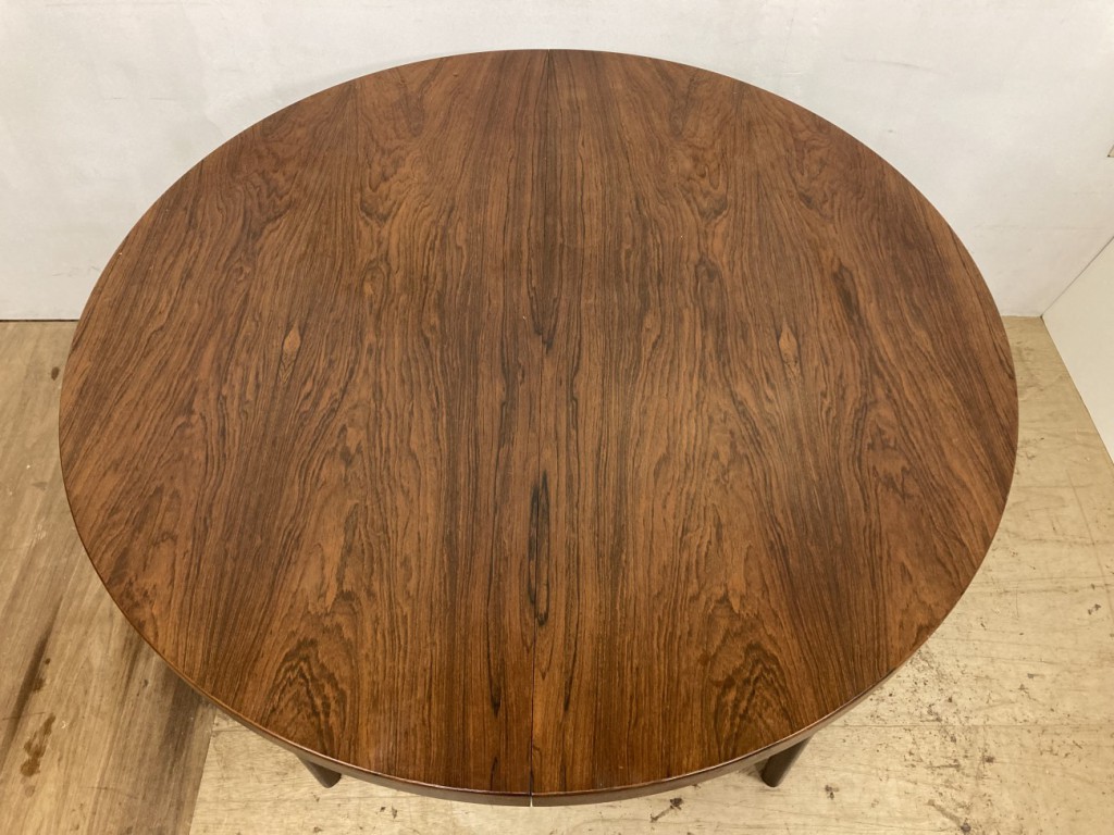 ラウンドダイニングテーブル（Round Dining Table）/ ローズウッド（Rosewood）