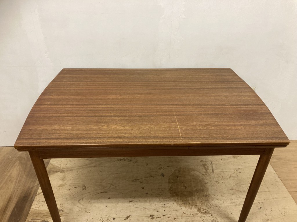 ダイニングテーブル（Dining Table）/ チーク （Teak）