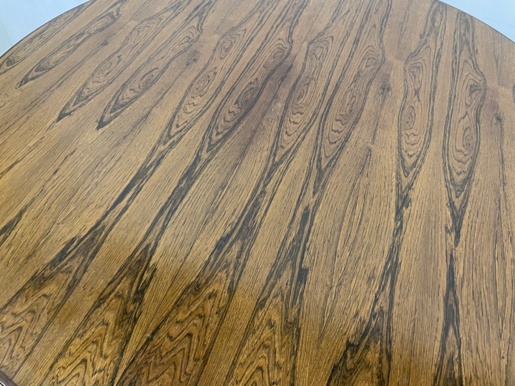 オーマン・ユン（Omann Jun）ラウンドダイニングテーブル（Round Dining Table）No.55 / ローズウッド（Rosewood）