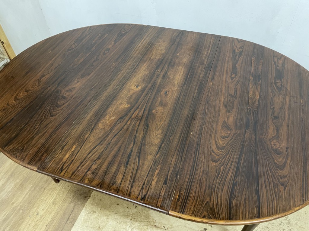 ラウンドダイニングテーブル（Round Dining Table）/ ローズウッド（Rosewood）