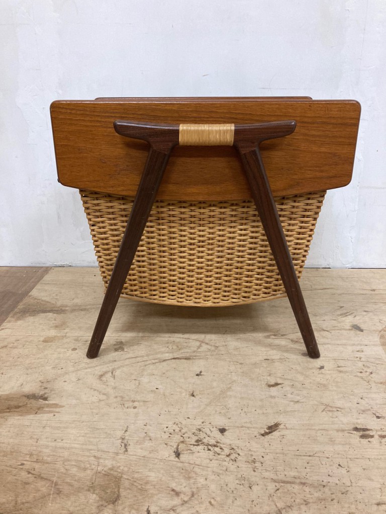 ソーイングテーブル（Sewing table） Gjøvik Møbler Norway（ノルウェー）/ チーク（Teak）