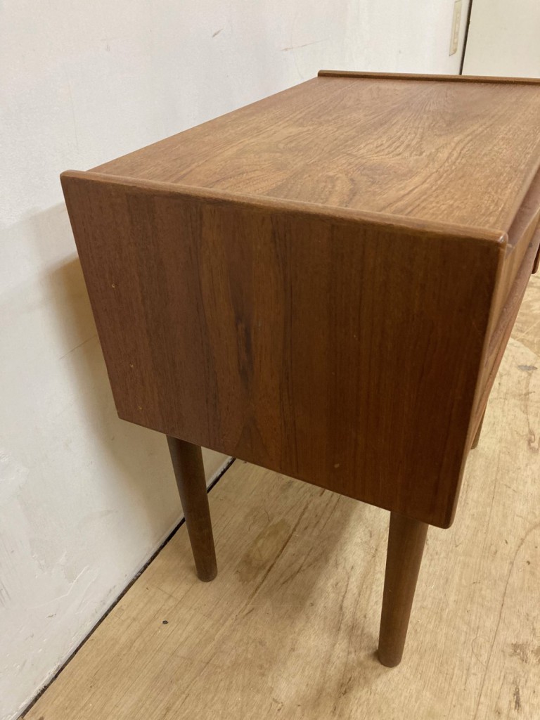 スモールチェスト（Small chest）/ チーク（Teak）