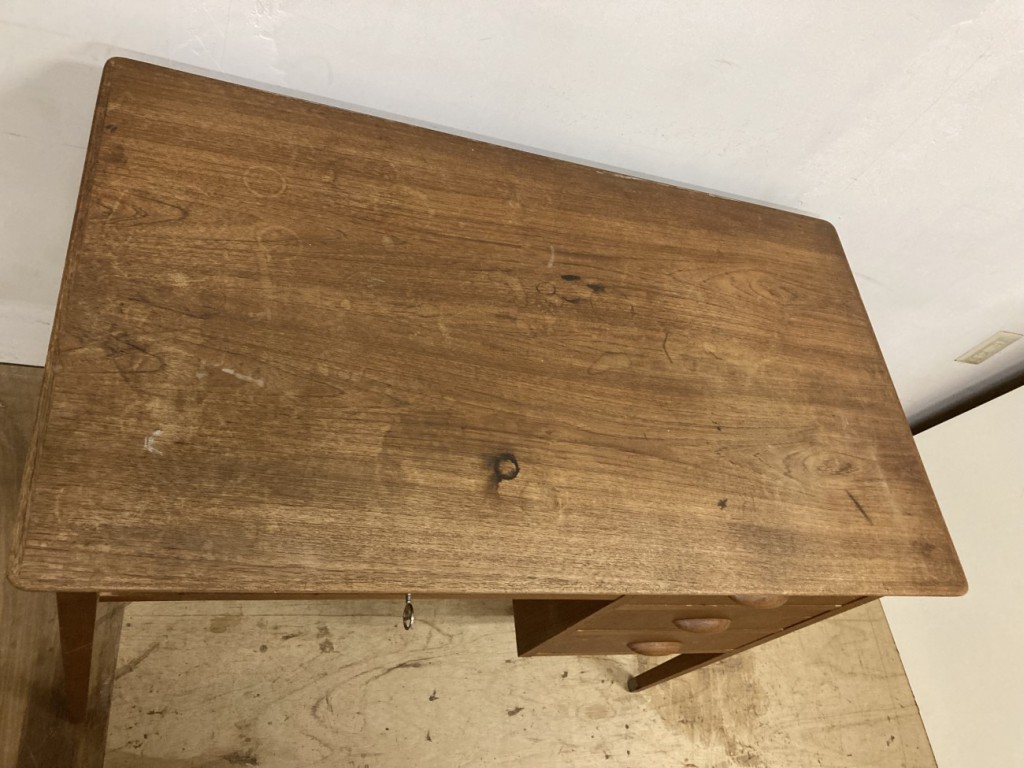 デスク（Desk）/ チーク（Teak）