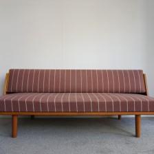 ハンス・J・ウェグナー(Hans J Wegner) « デザイナーズアイテム