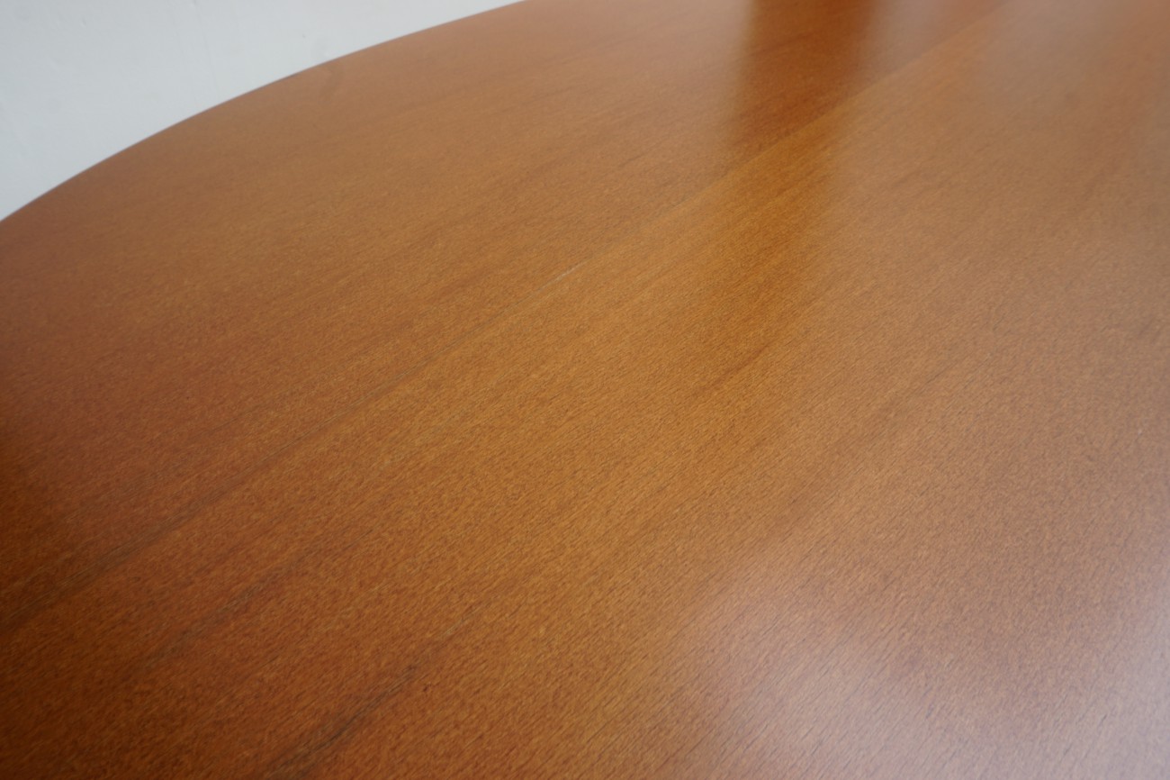 フリッツハンセン スーパー円テーブル(Bテーブル)天板とセブンチェアの再仕上げ・色調整 脚部の錆取りのご依頼 / Fritz Hansen Bruno Mathsson Piet Hein ARNE JACOBSEN ブルーノ・マットソン ピート・ハイン アルネ・ヤコブセン