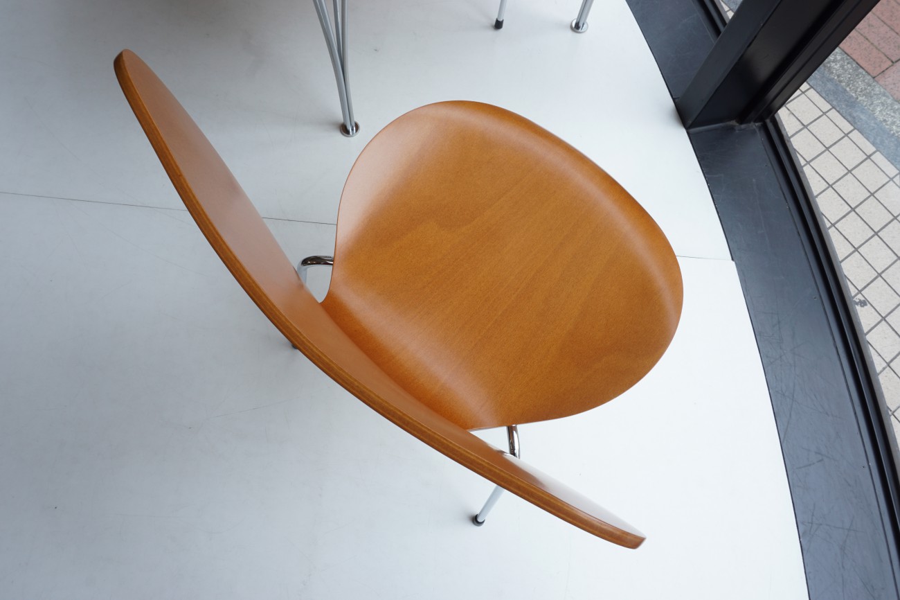 フリッツハンセン スーパー円テーブル(Bテーブル)天板とセブンチェアの再仕上げ・色調整 脚部の錆取りのご依頼 / Fritz Hansen Bruno Mathsson Piet Hein ARNE JACOBSEN ブルーノ・マットソン ピート・ハイン アルネ・ヤコブセン