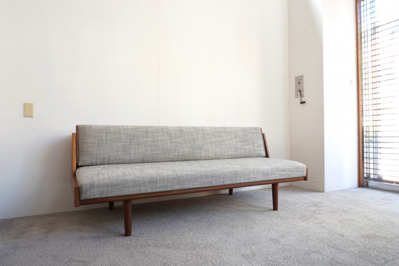 Hans J.Wegner GE258(GE6) Daybed sofa Teak GETAMA / ハンスウェグナー デイベッド ソファ チーク丸脚 ゲタマ