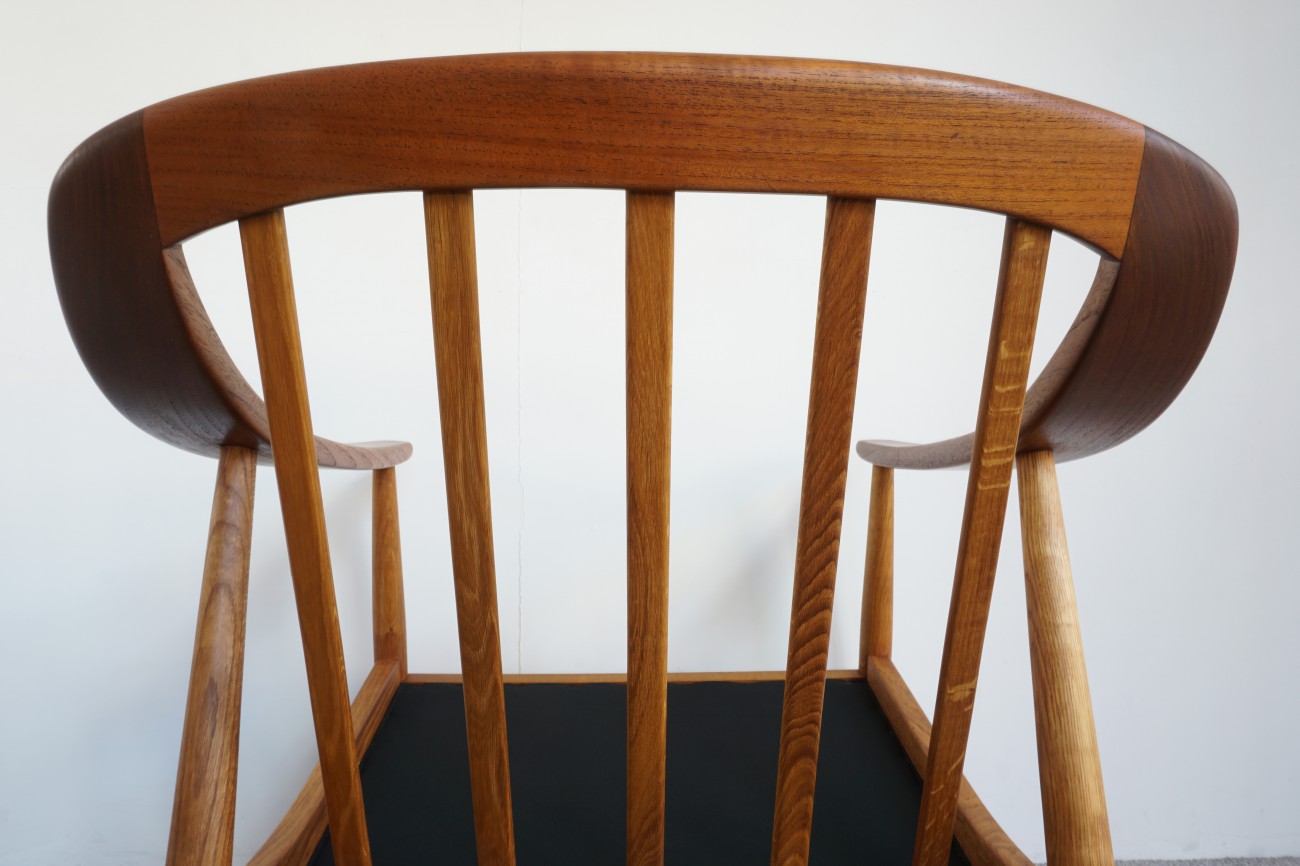 Yngve Ekstrom (イングヴ・エクストローム)アームチェア アームチェア